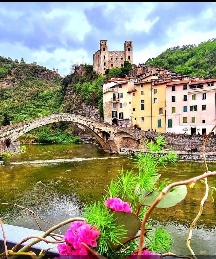 A Casa Di Fede Apartman Dolceacqua Kültér fotó
